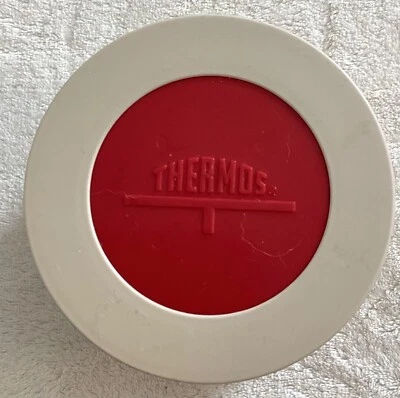 Termo vintage King-Seeley modelo 1155 tarro aislante 8 oz sopa de comida beige y rojo Foto 1 de 4