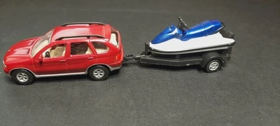 BMW X5 CON CARRELLO E MOTO D'ACQUA - Joy City 1/72 - pressofuso e plastica - L.3 - Immagine 1 di 4