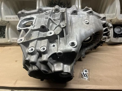 03-07 Honda Accord 5spd M/T Back Half Rear Case K24a4 - Image 1 of 4