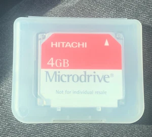 VINTAGE HITACHI 4GB MICRODRIVE HMS SPEICHERKARTE CARD HMS360604D5CF00 - Bild 1 von 4