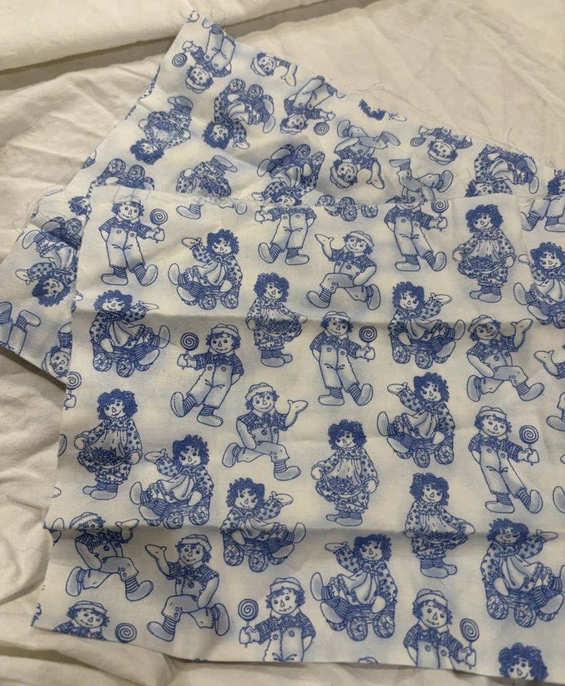Vintage RAGGEDY ANN & ANDY Blue Cotton Fat Quarter Quilting Fabric 18" x 22" - Image 1 of 2