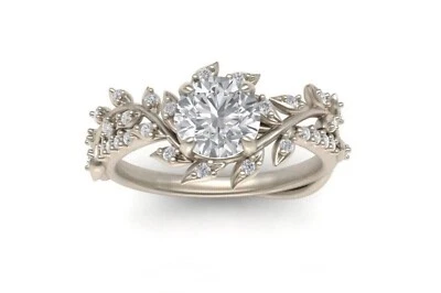 Hermoso anillo de compromiso redondo de 2 quilates con hoja de diamante simulado enchapado en oro blanco de 14 k Foto 1 de 4