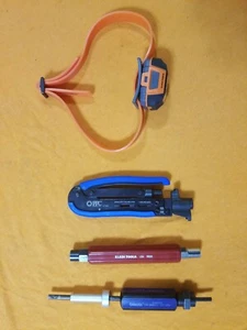 4 CATV TOOLS HEAD FLASHLIGHT 1 CAN TOOL 1 RIPLEY TOOL & 1 PPC COMPRESSION TOOL - Bild 1 von 7