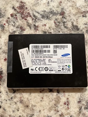 Samsung 2.5" 256GB SATA III 6Gb/s SSD - Image 1 of 3