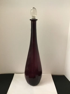 Decantador de garrafa de vidro ametista roxo Empoli MCM 18” altura vintage década de 1960 - Imagem 1 de 4