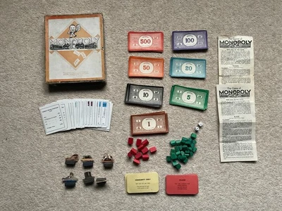 Rare 1940s Monopoly Set - Cardboard Tokens - War - LNER - Wood Houses - Rare - Image 1 of 4