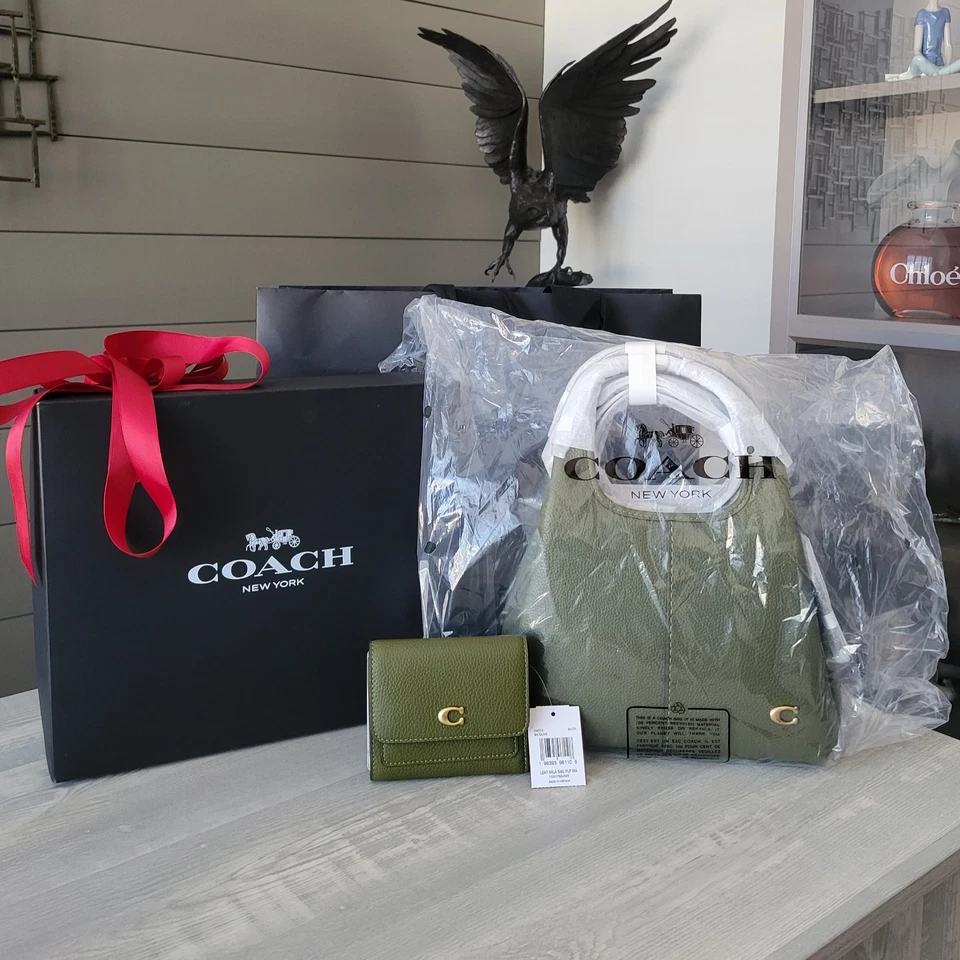 Coach Lana Shoulder Bag 23 Olive