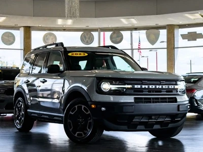 Bancos exteriores deportivos Ford Bronco 2023 Foto 1 de 4