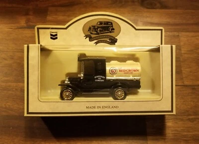 VINTAGE- Lledo * 1920 Ford Model-T Red Crown Gasoline * Die-Cast * Standard Oil - Image 1 of 4