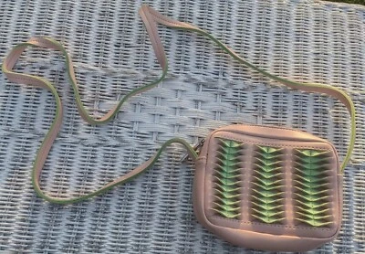 Purse Cross-body by Steve Madden Pink Green Unusual Weave Design  PVC apr23 - Image 1 of 4