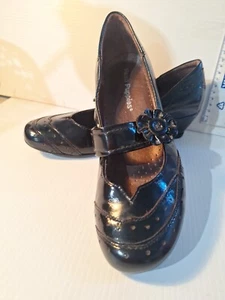 Womens Hush Puppies Black Leather Heels Shoes Size 40 / 9.5 Style Floral Comfy - Picture 1 of 9