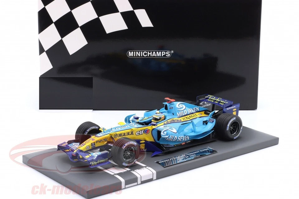 1:18 Minichamps 117061601 Fernando Alonso Renault F1 R26 Champion China 2006 - Image 1 of 1