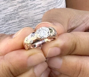 ROUND CUT SIMULATED DIAMOND ENGAGEMENT RING SEMI BEZEL 14K SOLID ROSE GOLD 1.06 - Picture 1 of 15