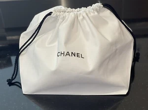 Chanel Kordelzug Tasche Beutel Schwarz & Weiß - Bild 1 von 4