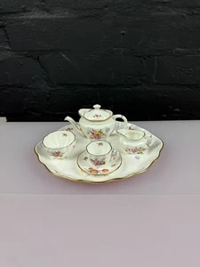 Royal Crown Derby Posies Miniature Tea Set on a Tray 1st Quality LVI 1986 - Picture 1 of 12