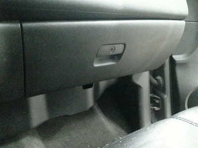 Перчаточный ящик TAHOE 2007 104697519 - Изображение 1 из 4