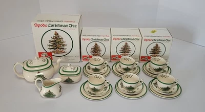 SPODE Christmas Tree Children's 23 Piece Tea Set Service For 6 England - Image 1 of 4