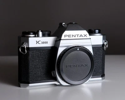 Cuerpo de cámara fotográfica Pentax K1000 SLR 35 mm. Reparado. Foto 1 de 4