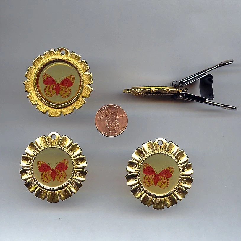 Colgante redondo acrílico ámbar mariposa enmarcado flor chapado en oro 4043 vintage Foto 1 de 1