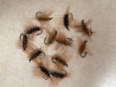 Pesca a mosca moscas secas gancho mostaza negro y marrón talla 6, hecho en EE. UU., 12 piezas Foto 1 de 3