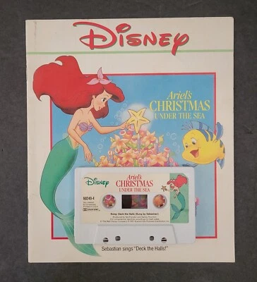 Libro vintage de Navidad bajo el mar de Ariel de Disney con casete. Foto 1 de 2