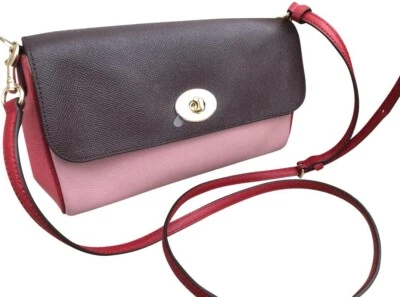 (EN VENTA) Nuevo Bolso Bandolera Coach Rubí Cuero Bloques de Color VENTA AL POR MENOR $325 Foto 1 de 4