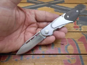 Beretta Perennia Pocket Knife Frame Lock Plain Edge Blade - Picture 1 of 8