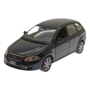 Modellino auto Norev Fiat Croma SW 2006 scala 1:43 Blu collezione statico usato - Foto 1 di 5