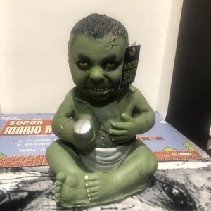 Geist Halloween Frankenstein Monster Zombie Baby Brandneu Requisite RAR mit Etikett - Bild 1 von 11