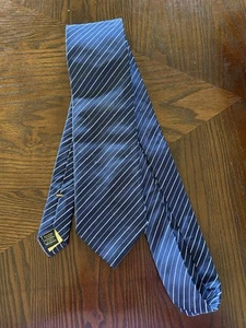 Donald J. Trump Men’s Stripe Neck Tie Gold Bar Signature Collection Navy Blue - Picture 1 of 4