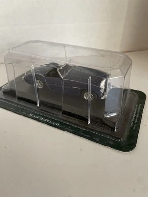 Austin Healey  100 . 1/43 scale mint plastic case - Image 1 of 3