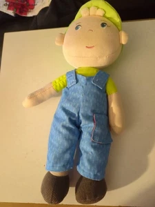 Haba German Snug Up Til Blonde Boy Plüsch Blau Overall Grün Mütze Bestickt Gesicht - Bild 1 von 5