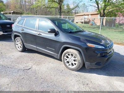 Used Air Cleaner Assembly fits: 2014 Jeep Cherokee 2.4 Grade A - Imagem 1 de 4
