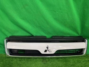 MITSUBISHI eK Wagon 2008 DBA-H82W Radiator Grille 7450A383WA [Used] [PA86814552] - Picture 1 of 2