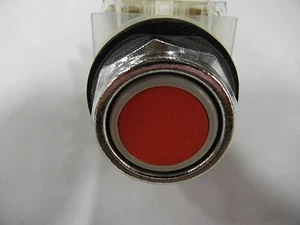 Square D: 9001KR1RH13 - Push Button, Red - Bild 1 von 3