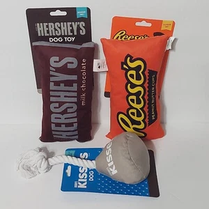 Dog Toys, Lot Of 3, Crinkles and Squeaks, Reese’s Hershey bar, Hershey Kiss - Picture 1 of 4