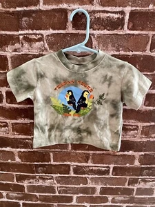 NUEVO CON ETIQUETAS CAMISETA GYMBOREE NIÑOS 3-6 MESES BEBÉ TUCÁN TOURS TIE DYE VERDE TUCANES - Imagen 1 de 3