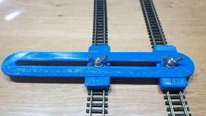 variable Gleisabstandslehre Spur N Parallelgleislehre justierbar 20-125mm Mo-Ba - Bild 1 von 16