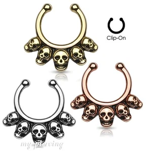 Fünf verbundene Totenköpfe nicht Piercing Septum Hänger rhodiniert Messing (Farbe wählbar - Bild 1 von 4