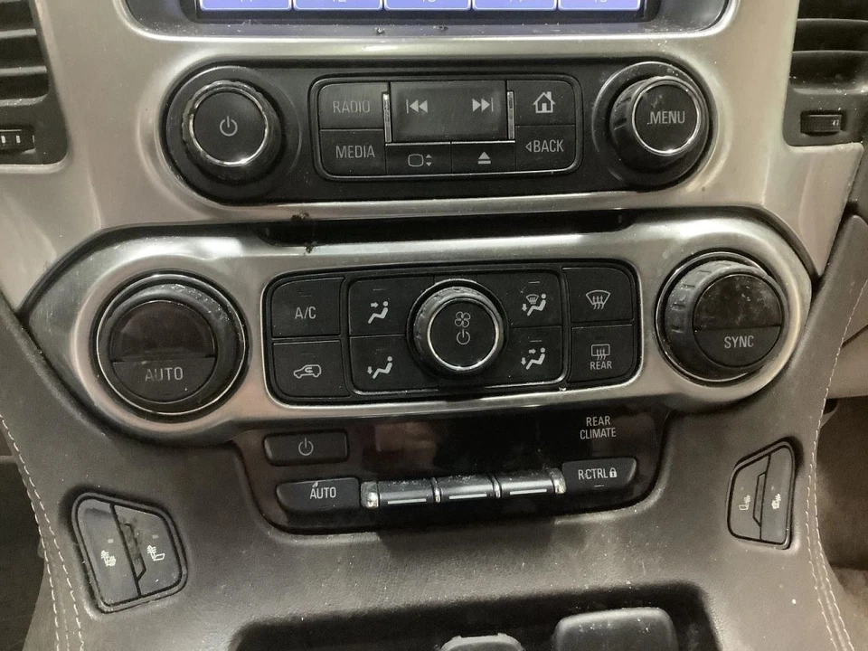 Heater Climate Temperature Control Dash Mounted ID 84335792 Fits 18-20 SUBURBAN  - Image 1 of 1