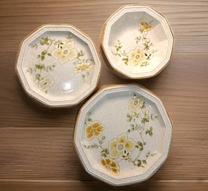 Mikasa Avante Venezia Stoneware- Choice -6 Dinner plates 8 Salad plates, 5 bowls - Picture 1 of 13