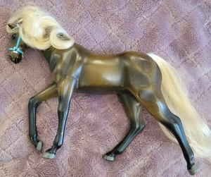 Empire Toys 7" Brown Horse Blonde Hair Moving Head Figure Toy - Picture 1 of 4