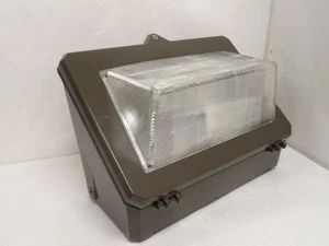 182663 New-No Box; Cooper HPWP-GL-70-MT-LL Lumark Wall Mount Luminaire; 70W - Picture 1 of 5