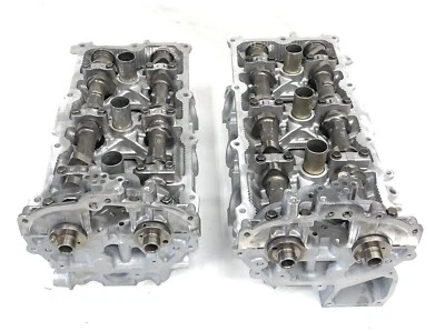 Nissan 3.5 DOHC VQ35DE Altima 350Z  Murano Infinity FX35 Cylinder Heads Foto 1 de 4