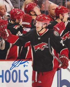 LEE STEMPNIAK SIGNED PHOENIX COYOTES 8X10 PHOTO - Picture 1 of 1
