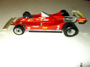 Burago Modellino F1 Ferrari 312 T5 VILLENEUVE/TAMBAY #27 1/14 valido vintage - Foto 1 di 2
