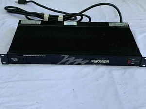 Middle Atlantic Products PD-915R  115v 15A -60Hz 8 Outlet Rackmount Power Center - Picture 1 of 6