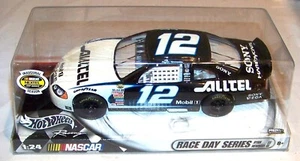 1:24 HOT WHEELS RACING 2004 #12 ALLTEL DODGE INTREPID RYAN NEWMAN RACE DAY MIB - Picture 1 of 4