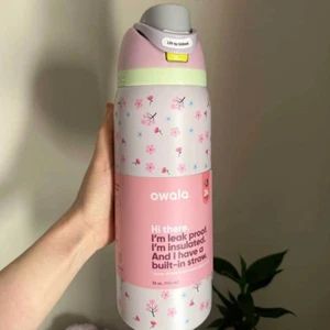 Owala Urban Outfitter Exclusive Tied And True Bows Bottle Cup 32oz New In Box UK - Picture 1 of 7