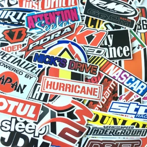 100 STCK. JDM Aufkleber Pack Auto Motorrad Rennen Motocross Helm Vinyl Aufkleber Menge - Bild 1 von 5